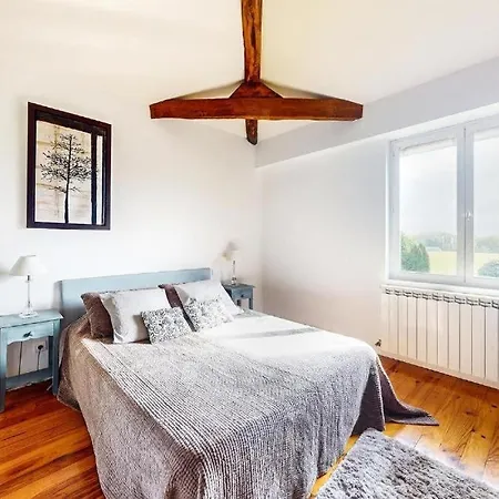 La Ferme Les Cousteres -chambre Double Privee, Pieces De Vie Partagees - Farm stay Montrejeau